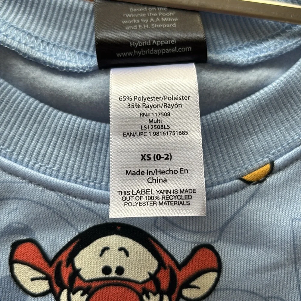 NWOT Disney Winnie the Pooh & Friends Allover Graphic Sweatshirt Light Blue XS - Picture 8 of 15